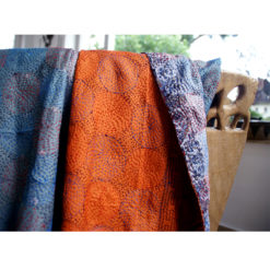 upcycled sari kantha schal, Kantha stoff, vintage sari stoffe, kantha stiching, Saristoff