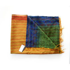 handcrafted_Kantha scarf_Indeka_embroidery_Kantha Schal