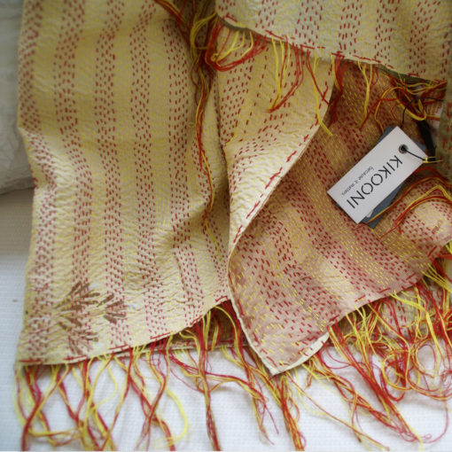 upcyled kantha scarf Sari fabrics - , Kantha stoff, vintage sari stoffe, kantha stiching,kantha schal
